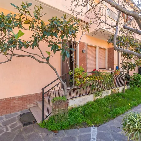 Emilia 2 Guest house *