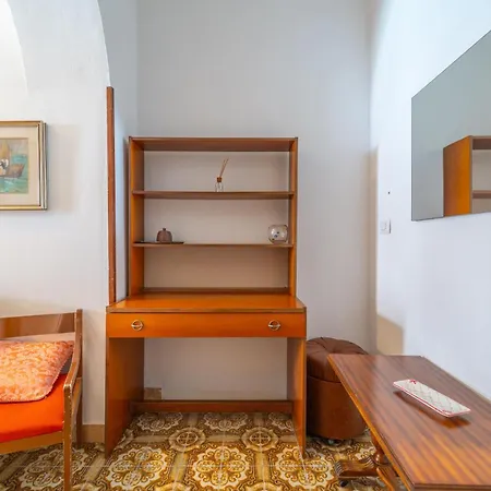 Guest house Emilia 2 *
