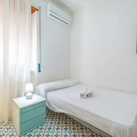 Emilia 2 Guest house *